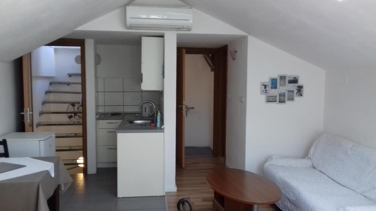 Apartments Mime - Small House Vodice Eksteriør bilde