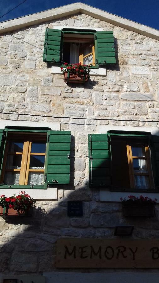 Apartments Mime - Small House Vodice Eksteriør bilde