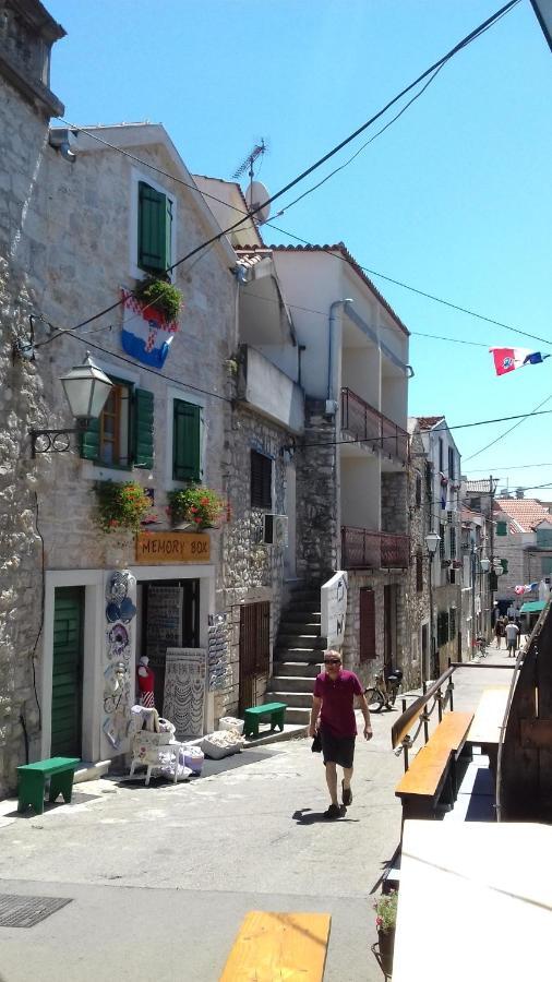 Apartments Mime - Small House Vodice Eksteriør bilde