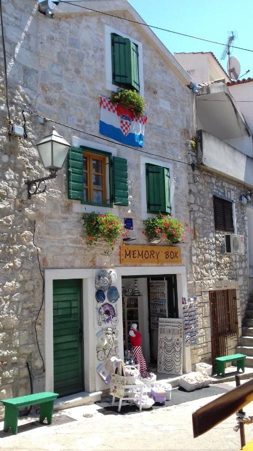 Apartments Mime - Small House Vodice Eksteriør bilde